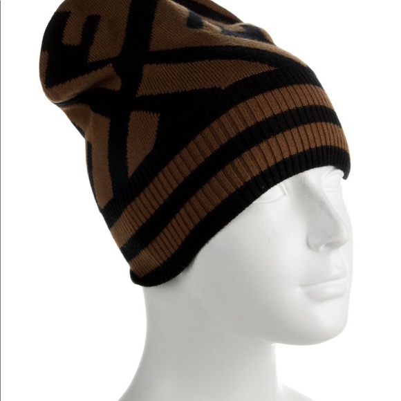 Authentic Fendi beanie hat - Picture 3 of 7